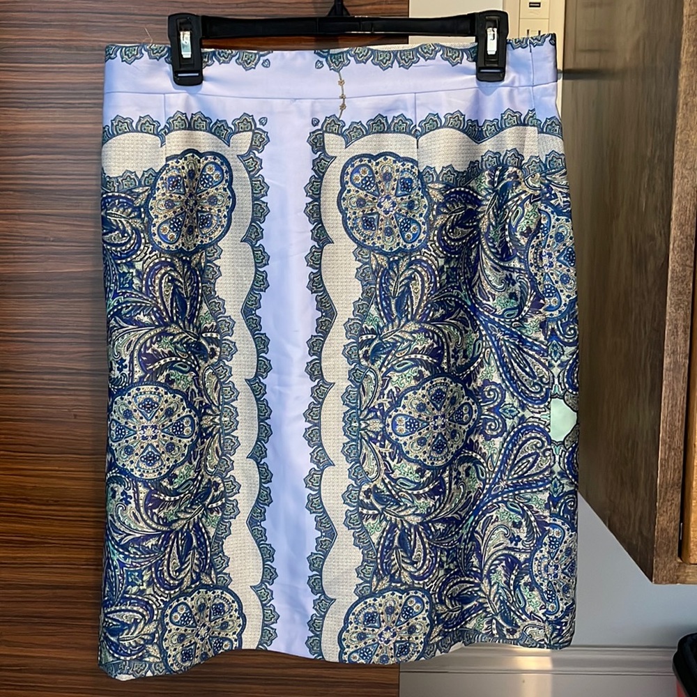 Antonio Melani Skirt - Back zipper and slit